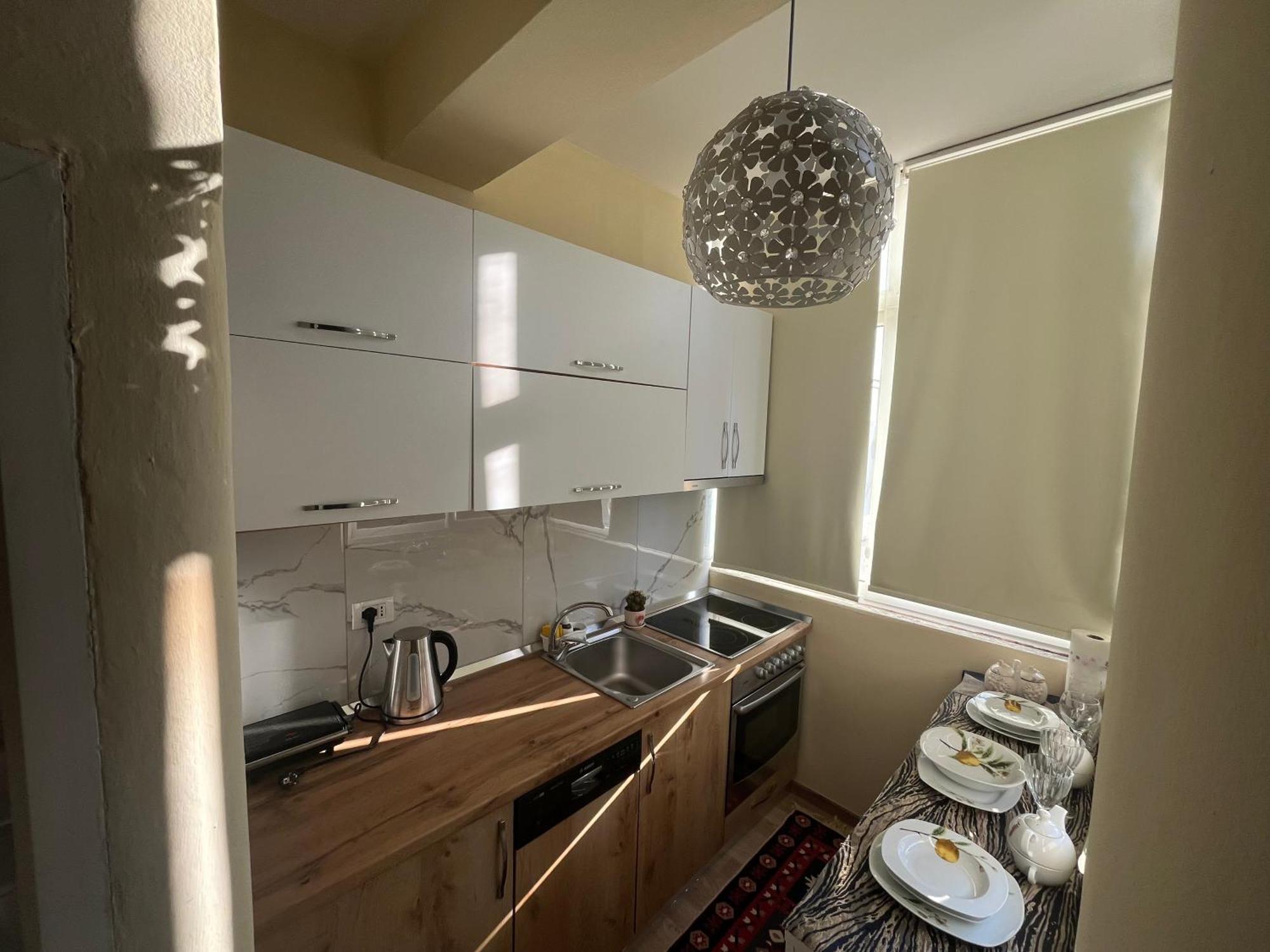 Апартаменты Evis House Тирана Экстерьер фото