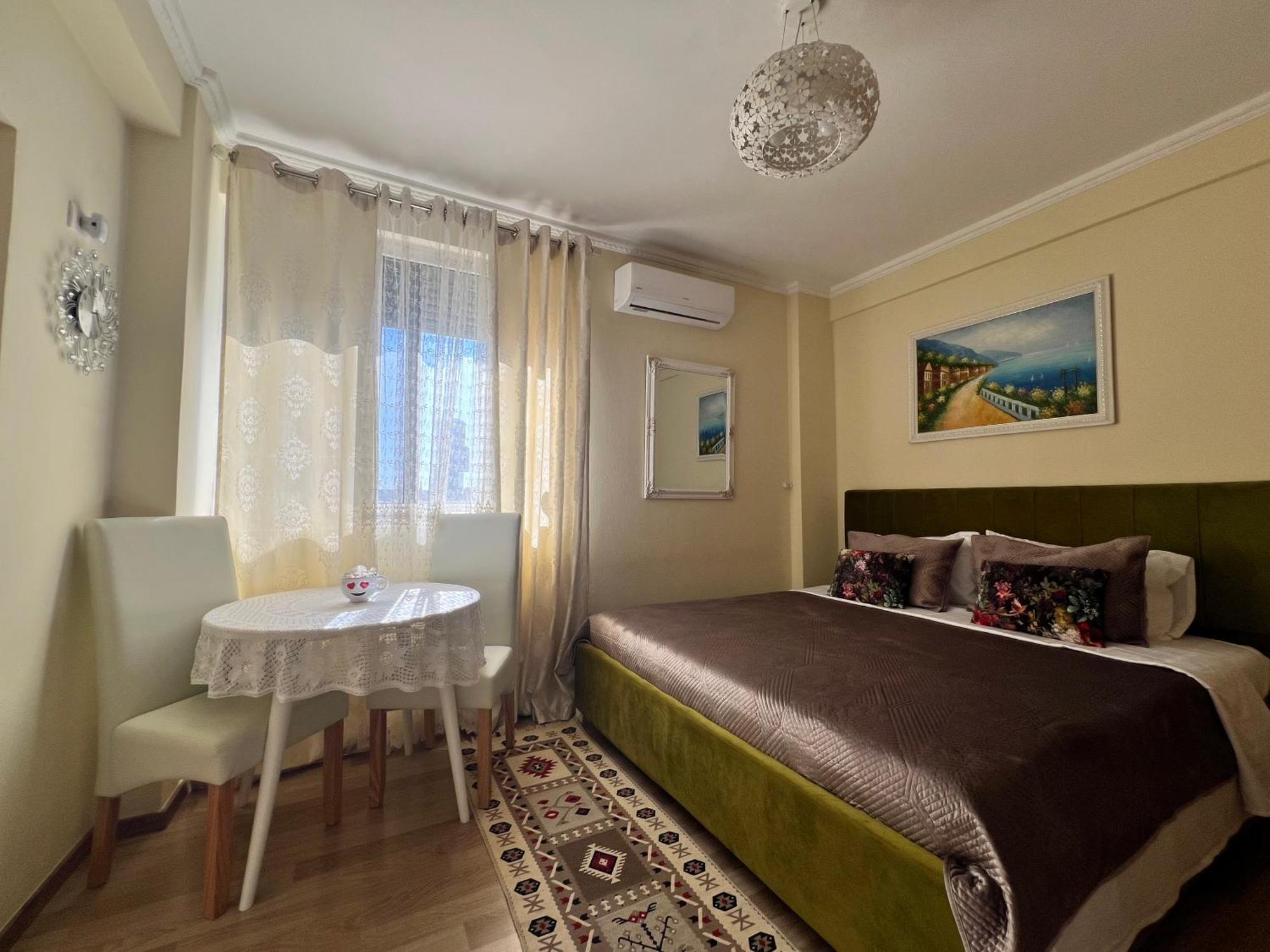 Апартаменты Evis House Тирана Экстерьер фото